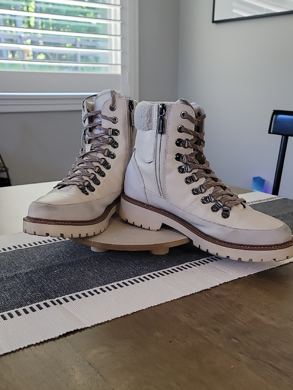 Blondo Natasha Lace Up Waterproof Leather Hiking  Boots Women’s Size 8